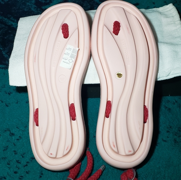 Bruno Magli Rope Flip Flops Size 11 - Picture 3 of 7